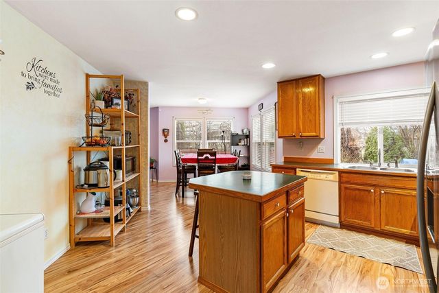 12509 SE 299th Place, Auburn, WA 98092