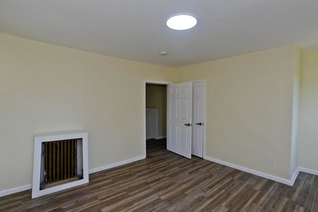 205 St James Ave, Springfield, MA 01109
