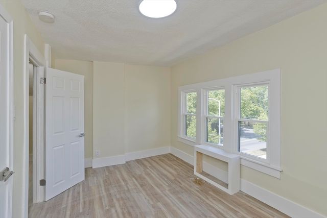 205 St James Ave, Springfield, MA 01109
