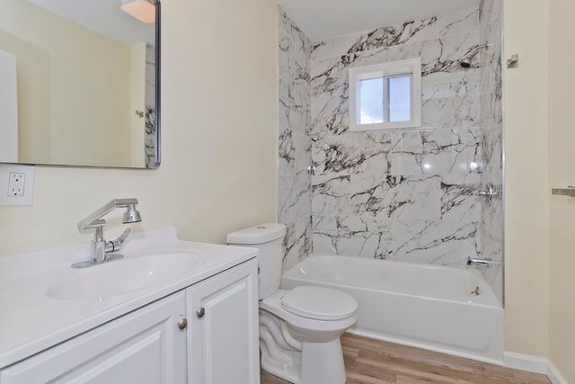 205 St James Ave, Springfield, MA 01109