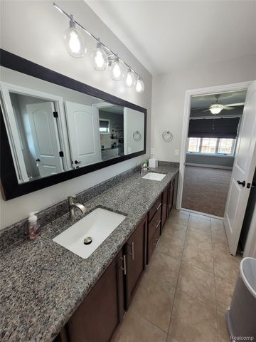 22434 Lange Street, St. Clair Shores, MI 48080