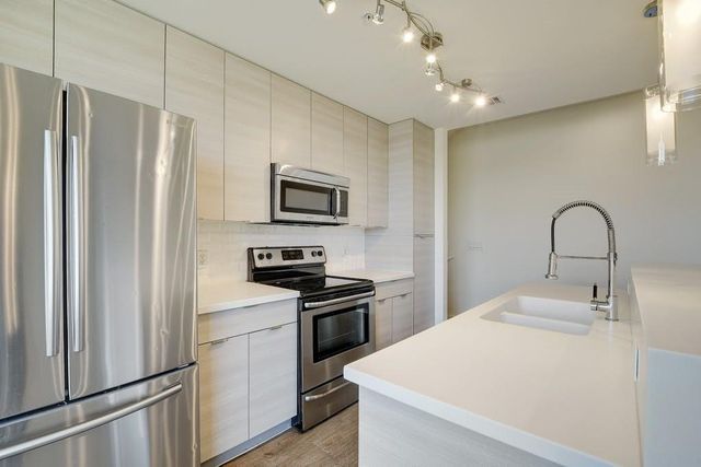 604 N Bluff DR 131, Austin, TX 78745