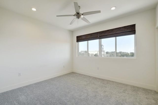 604 N Bluff DR 131, Austin, TX 78745