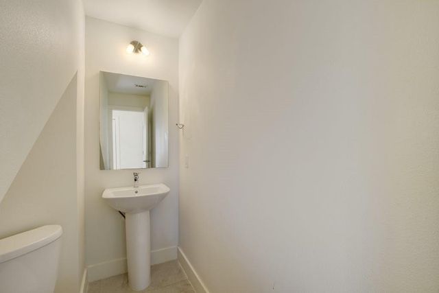 604 N Bluff DR 131, Austin, TX 78745