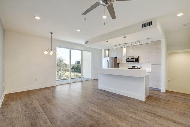 604 N Bluff DR 131, Austin, TX 78745