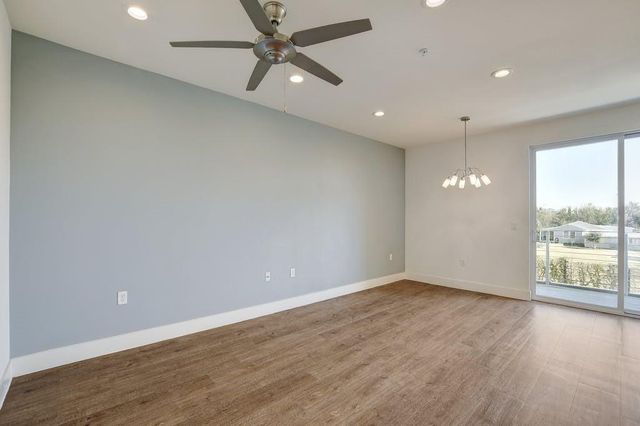 604 N Bluff DR 131, Austin, TX 78745