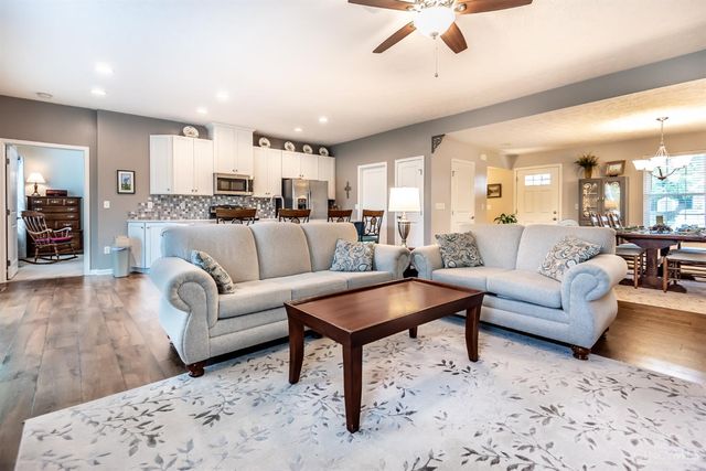 1914 Meadowsweet Drive, Turtle Creek Twp, OH 45036