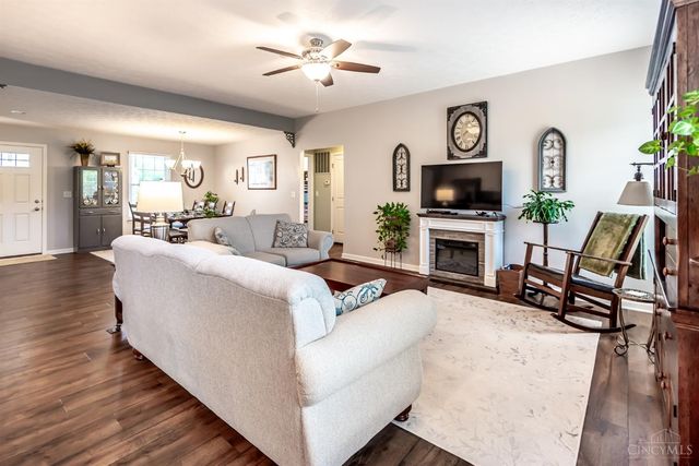 1914 Meadowsweet Drive, Turtle Creek Twp, OH 45036
