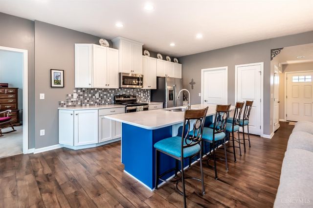 1914 Meadowsweet Drive, Turtle Creek Twp, OH 45036