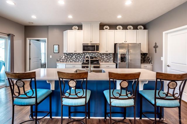 1914 Meadowsweet Drive, Turtle Creek Twp, OH 45036