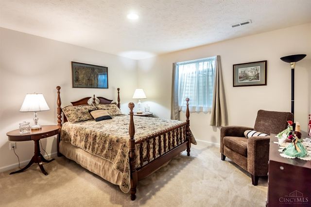 1914 Meadowsweet Drive, Turtle Creek Twp, OH 45036