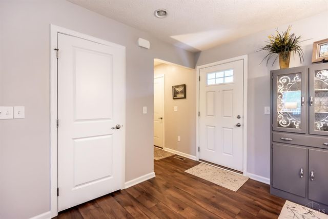 1914 Meadowsweet Drive, Turtle Creek Twp, OH 45036