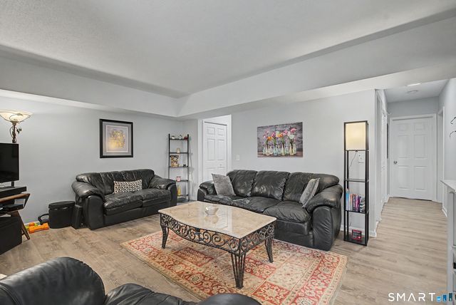 900 Mix Avenue 60, Hamden, CT 06514