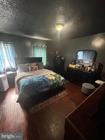 831 PARKSIDE AVE, Trenton, NJ 08618