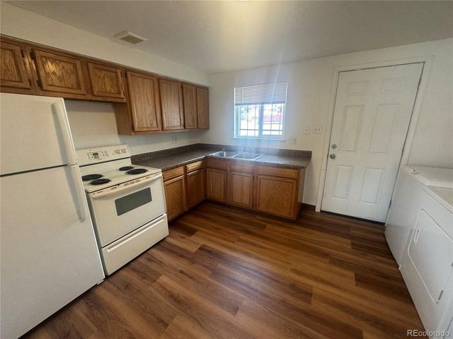 9041 W 45th Pl, Wheat Ridge, CO 80033
