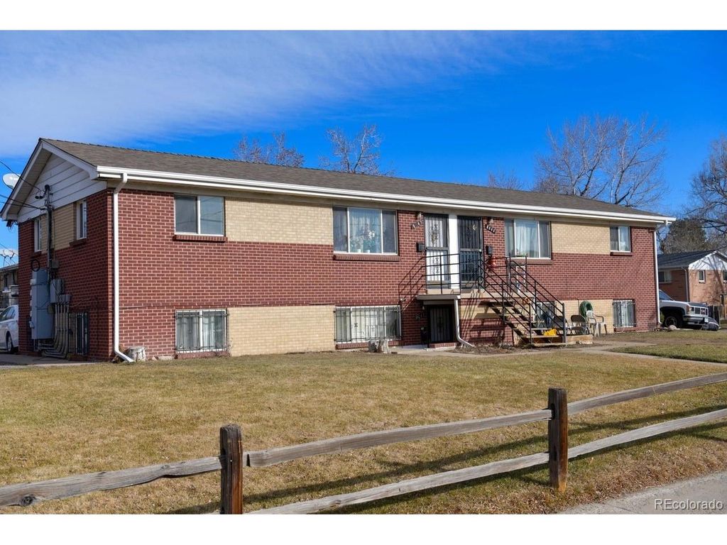 9041 W 45th Pl, Wheat Ridge, CO 80033