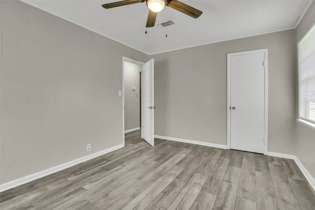2050 Kyle Drive, Paris, TX 75460