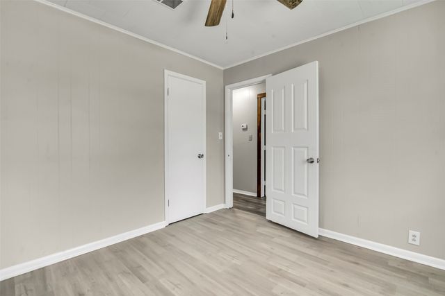2050 Kyle Drive, Paris, TX 75460
