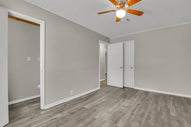 2050 Kyle Drive, Paris, TX 75460
