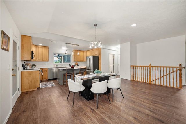 11724 N Kathy Ln, Spokane, WA 99218