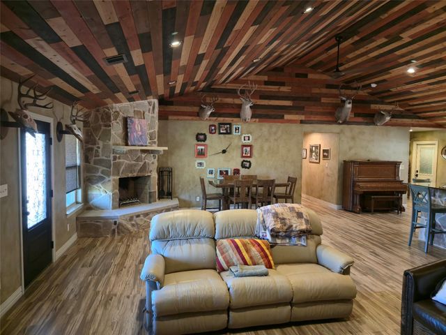 1832 County Road 2699, Lometa, TX 76853