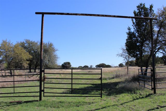 1832 County Road 2699, Lometa, TX 76853