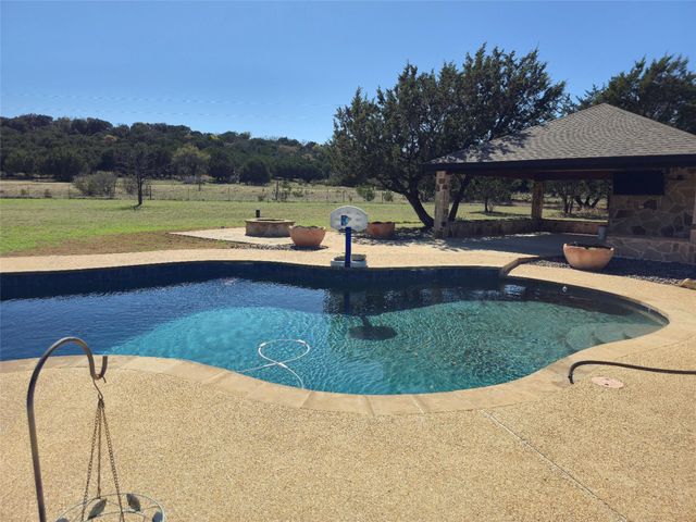 1832 County Road 2699, Lometa, TX 76853