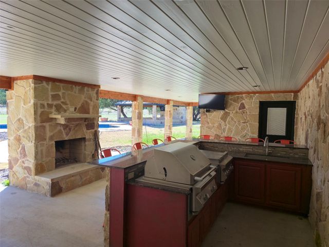 1832 County Road 2699, Lometa, TX 76853