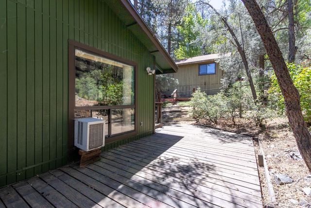 2033 Symonds Drive, Pine Mountain Club, CA 93222