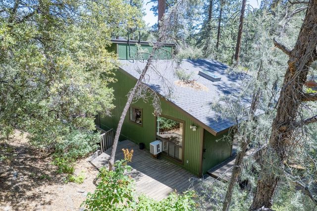 2033 Symonds Drive, Pine Mountain Club, CA 93222