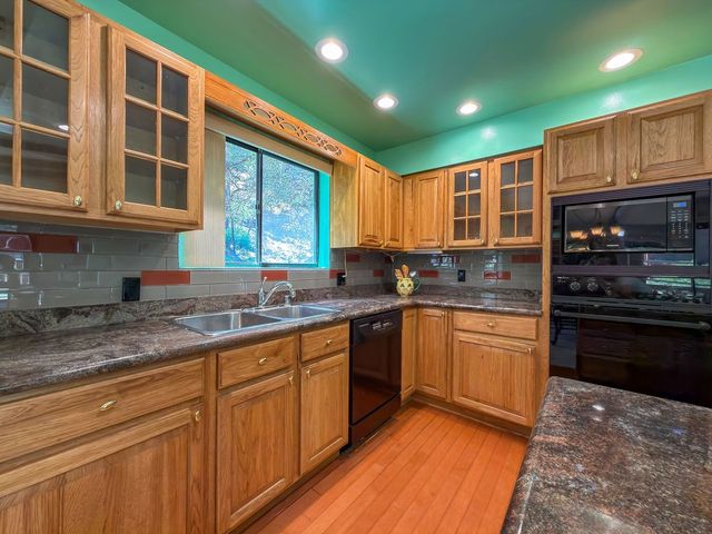 2033 Symonds Drive, Pine Mountain Club, CA 93222