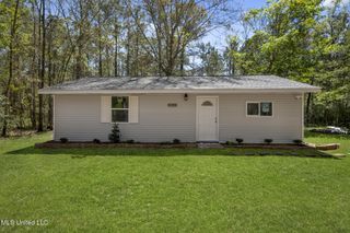 7083 Jefferson Street, Bay Saint Louis, MS 39520