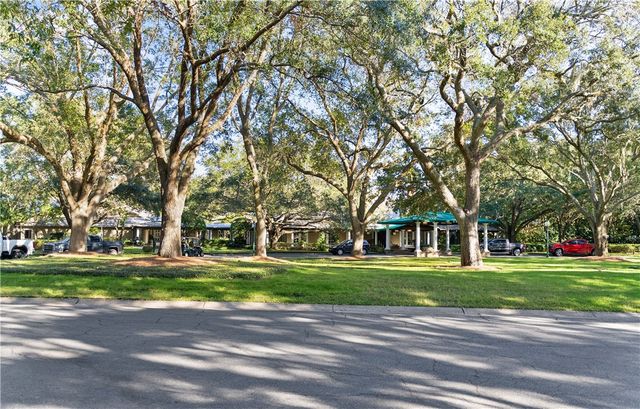 223 Medinah Retreat, St Simons Island, GA 31522