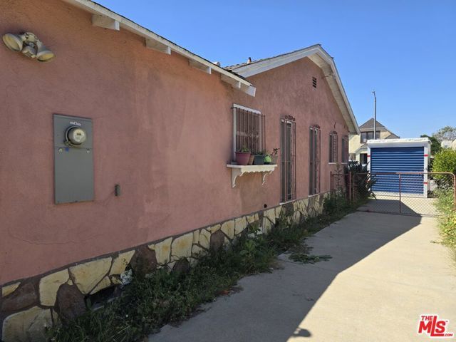 1706 W 65th Place, Los Angeles, CA 90047