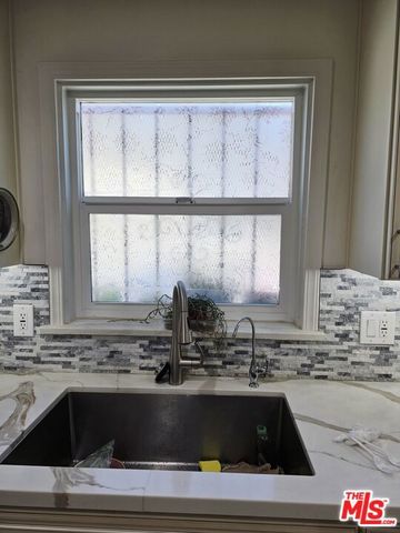 1706 W 65th Place, Los Angeles, CA 90047
