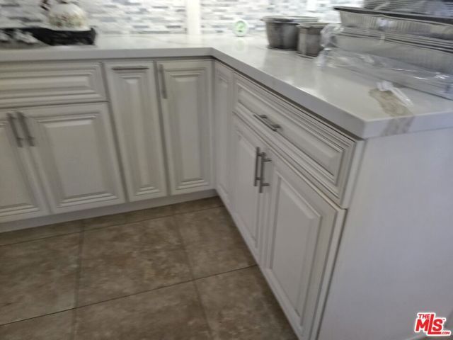 1706 W 65th Place, Los Angeles, CA 90047