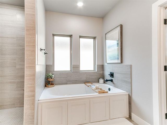 3205 Pinnacle Peak Drive, Yukon, OK 73099