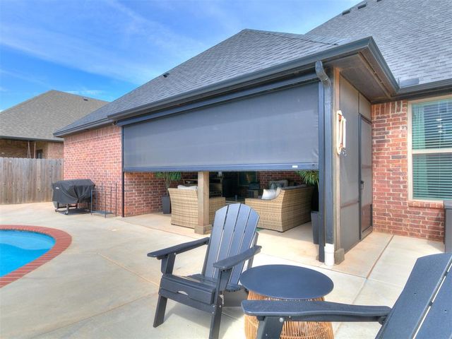 3205 Pinnacle Peak Drive, Yukon, OK 73099