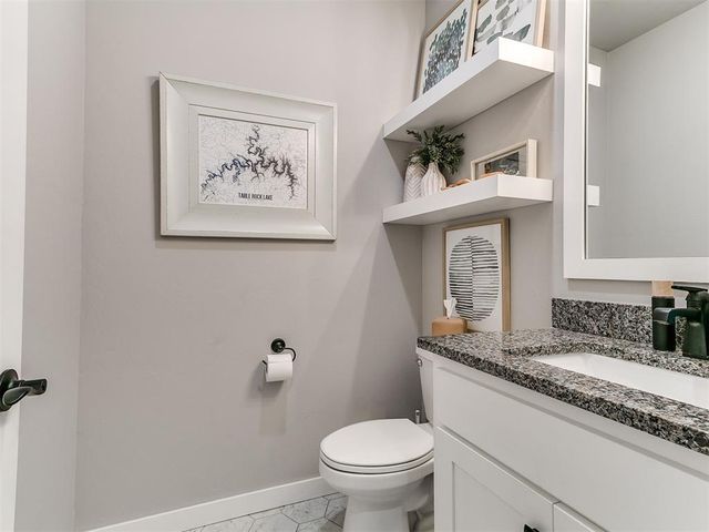 3205 Pinnacle Peak Drive, Yukon, OK 73099