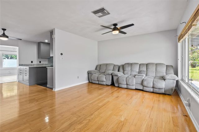 621 ELLSWORTH STREET, Altamonte Springs, FL 32701