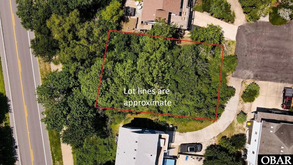 Image 11 of property listing at 740 Cormorant Court Lot 2, Corolla, NC 27927