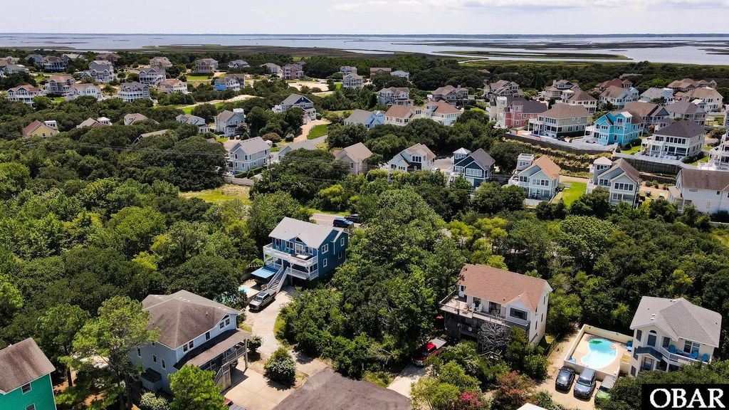 Image 3 of property listing at 740 Cormorant Court Lot 2, Corolla, NC 27927