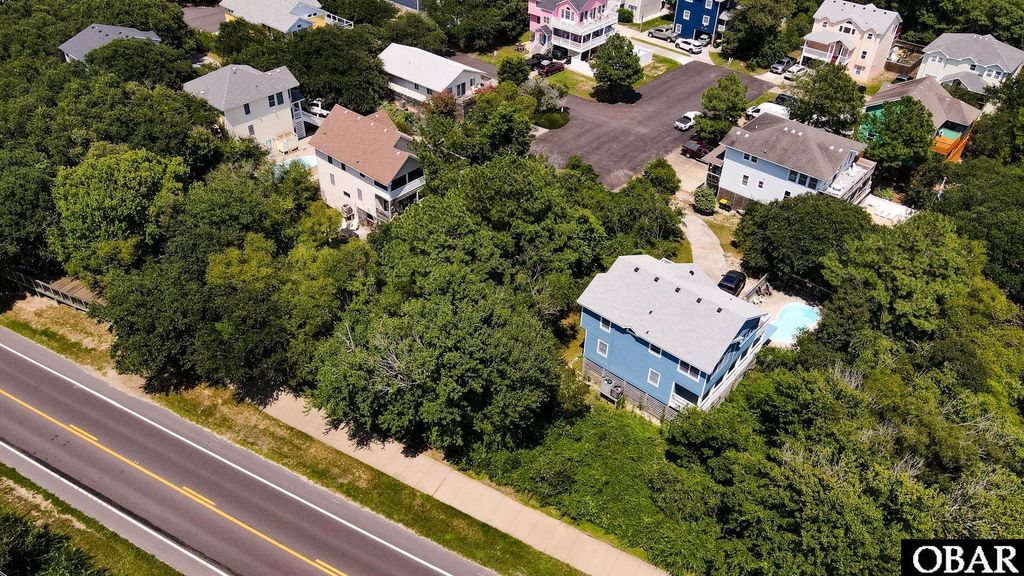 Image 5 of property listing at 740 Cormorant Court Lot 2, Corolla, NC 27927