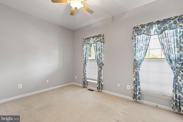 378 PIERCE RUN, Newark, DE 19702