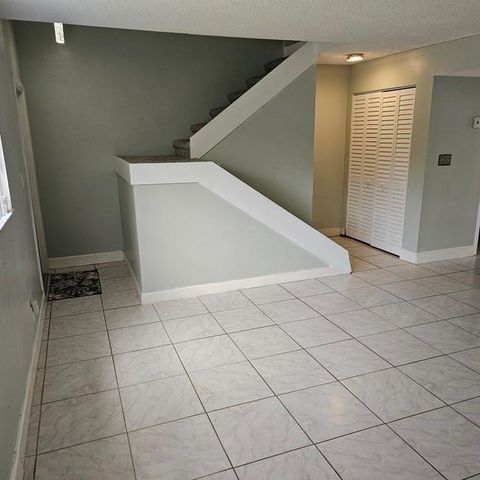 3270 N Pine Island Road 307, Sunrise, FL 33351