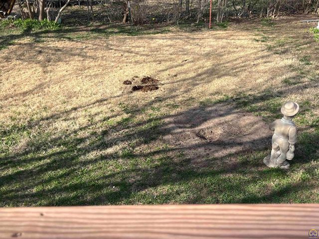 3624 SW Cambridge TER, Topeka, KS 66610