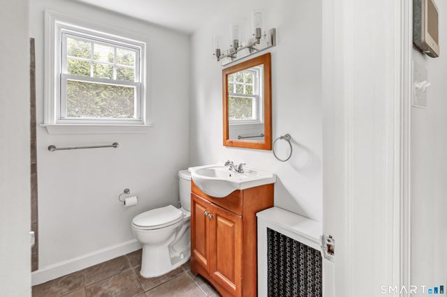 12 Sunset Avenue, Trumbull, CT 06611
