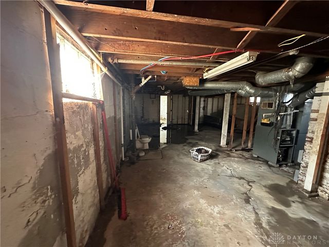 16 S Plaza Avenue, Dayton, OH 45417