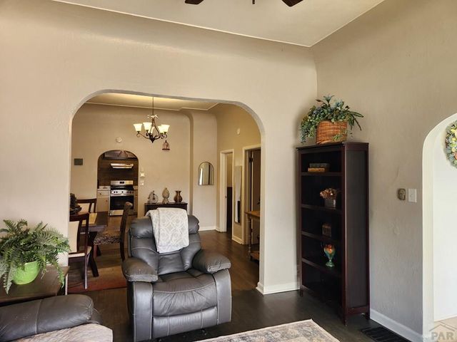 811 W 17th St, Pueblo, CO 81003