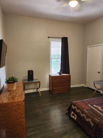 811 W 17th St, Pueblo, CO 81003